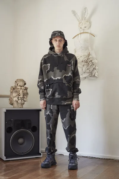 Look 34